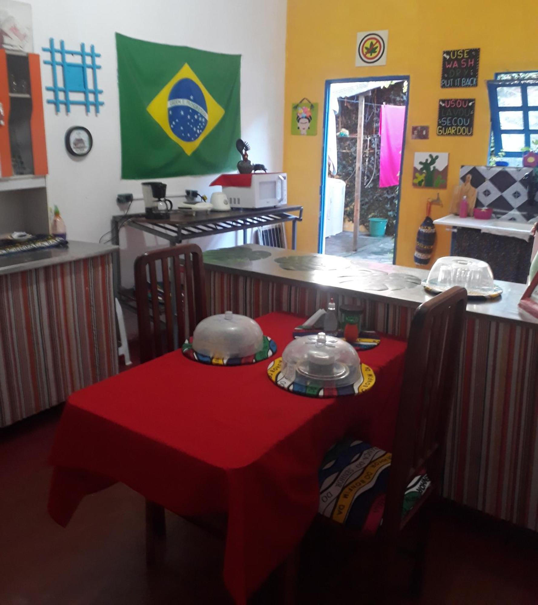 Perto Do Aeroporto De Salvador - Dona Pitanga Hostel Lauro de Freitas Exterior foto